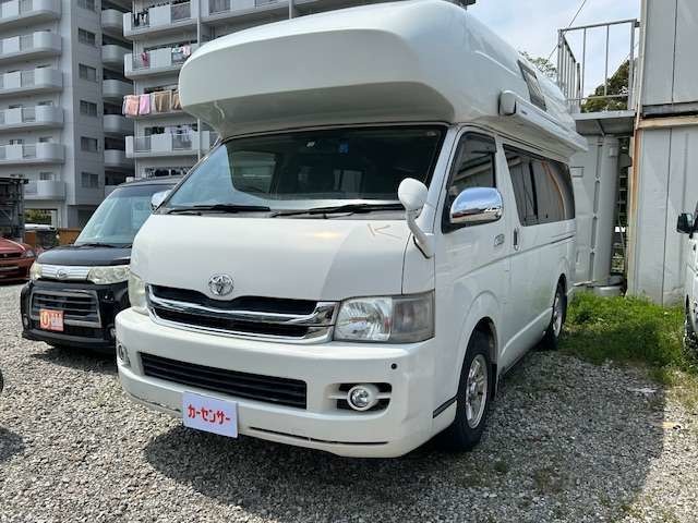 2009 Toyota Hiace