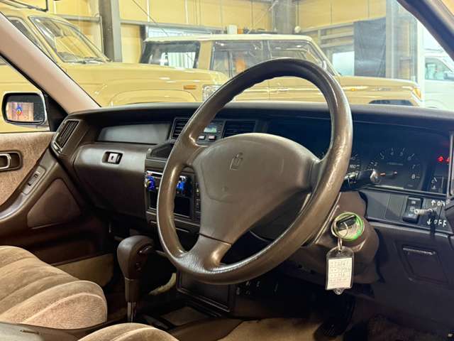 1994 Toyota Crown Wgn – thumbnail 2