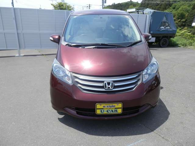 2010 Honda Freed – thumbnail 2