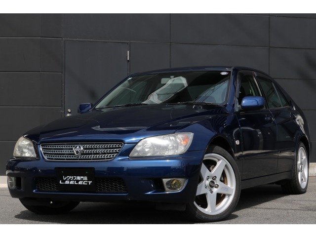 2004 Toyota Altezza