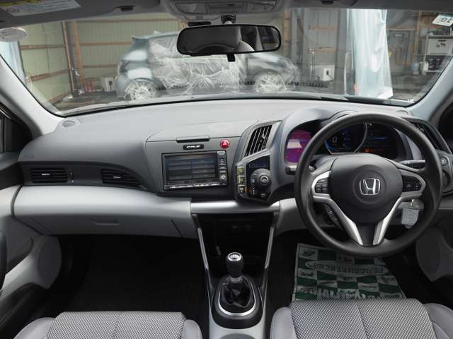 2010 Honda CR-Z – thumbnail 2