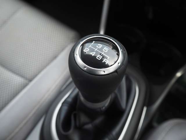 2010 Honda CR-Z – thumbnail 3