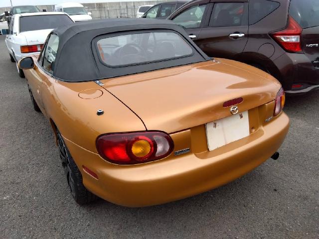 1998 Mazda Roadster – thumbnail 2