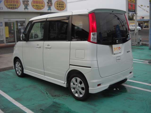 2009 Suzuki Palette – thumbnail 4