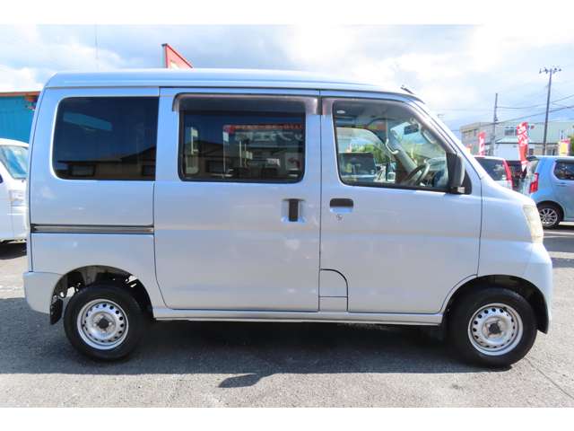 2010 Daihatsu Hijet Cargo – thumbnail 4