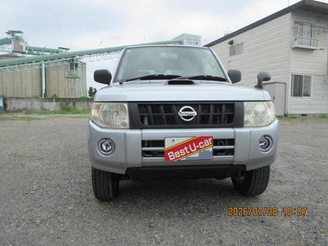 2009 Nissan Kix