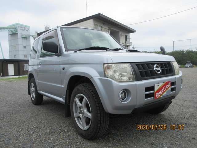 2009 Nissan Kix – thumbnail 2