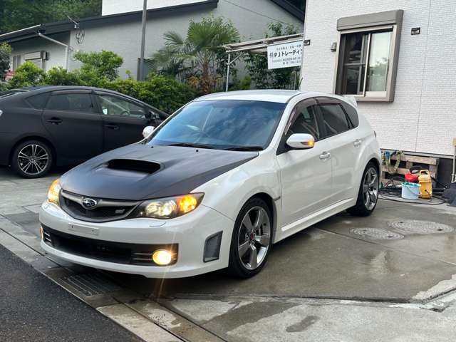 2009 Subaru Impreza Hatchback STI – thumbnail 2