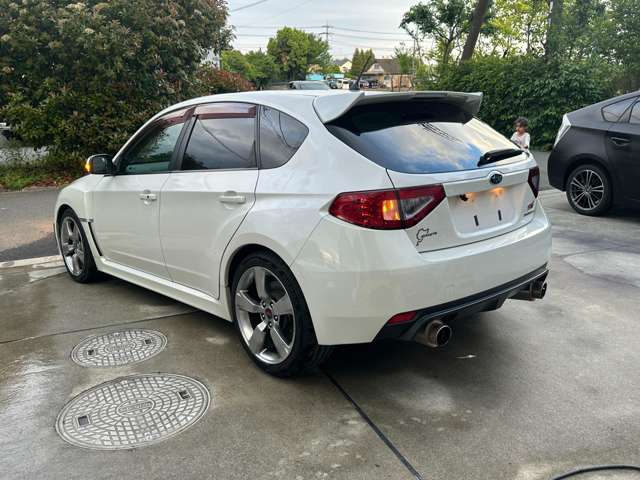 2009 Subaru Impreza Hatchback STI – thumbnail 3