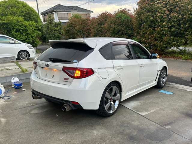 2009 Subaru Impreza Hatchback STI – thumbnail 4