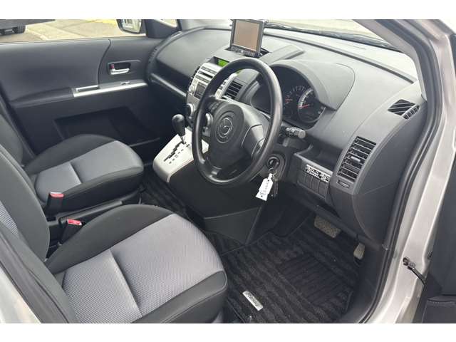 2007 Mazda Premacy – thumbnail 4