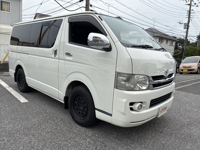 2009 Toyota Hiace