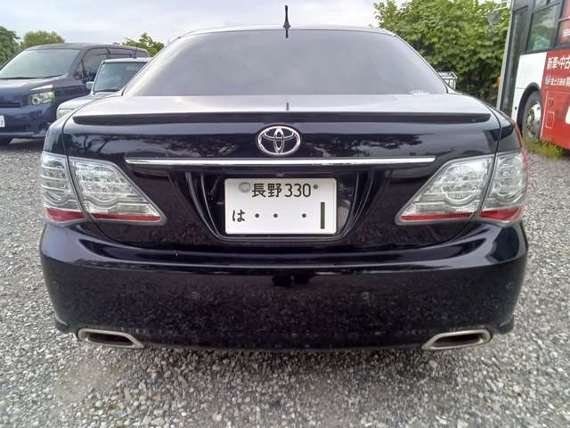 2008 Toyota Crown Hybrid – thumbnail 3