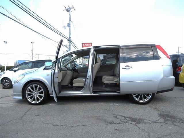2006 Nissan Presage – thumbnail 4