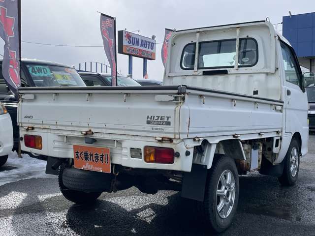 2010 Daihatsu Hijet Truck – thumbnail 2