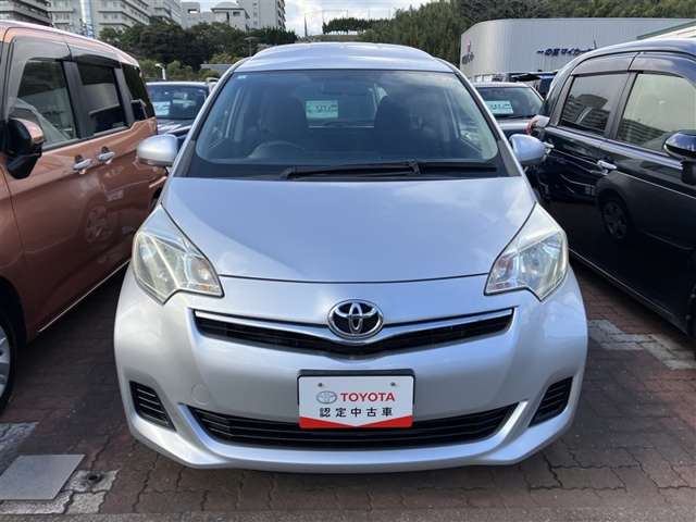 2010 Toyota Ractis – thumbnail 3