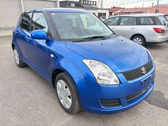 2010 Suzuki Swift – thumbnail 3