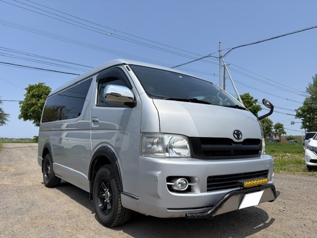 2006 Toyota Hiace