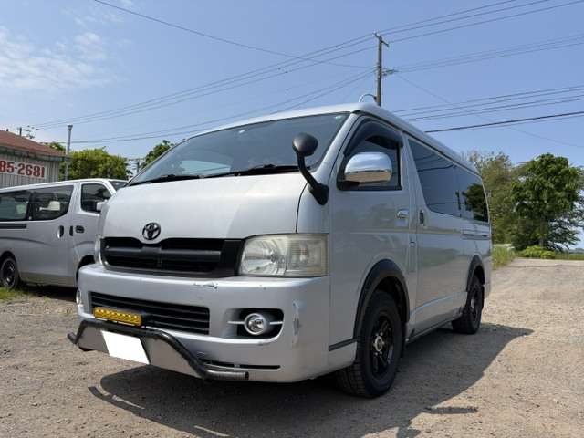 2006 Toyota Hiace – thumbnail 2