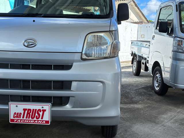 2010 Daihatsu Hijet Cargo – thumbnail 2