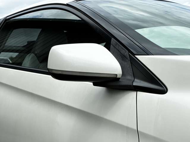 2010 Honda CR-Z – thumbnail 3