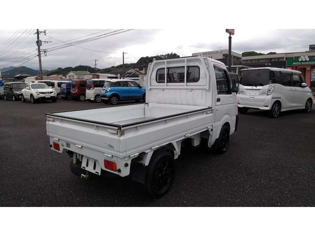 2010 Suzuki Carry – thumbnail 4