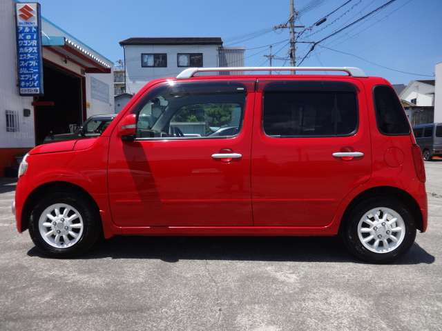 2010 Daihatsu Mira Cocoa – thumbnail 2