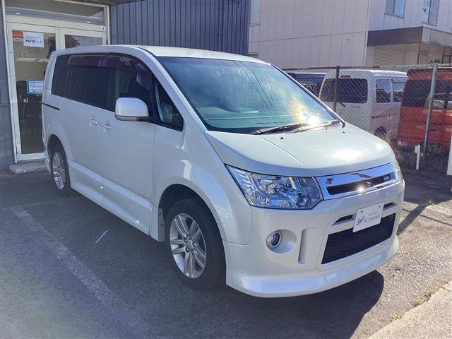 2008 Mitsubishi Delica D:5 – thumbnail 3