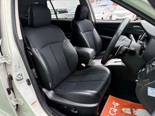 2009 Subaru Legacy Touring Wagon – thumbnail 3