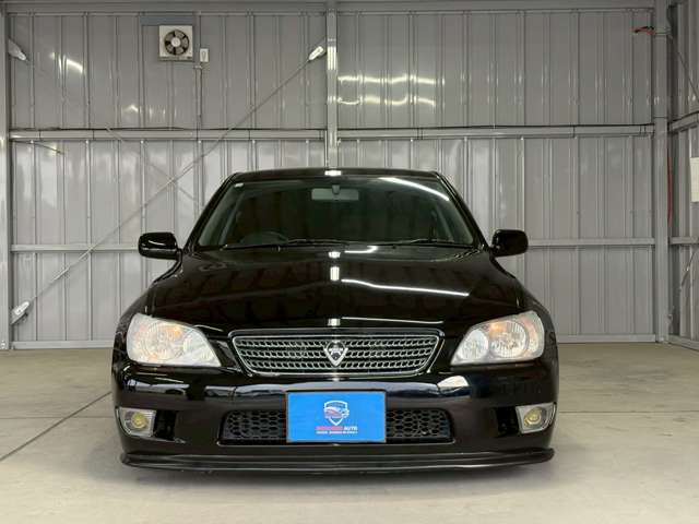 2004 Toyota Altezza – thumbnail 2
