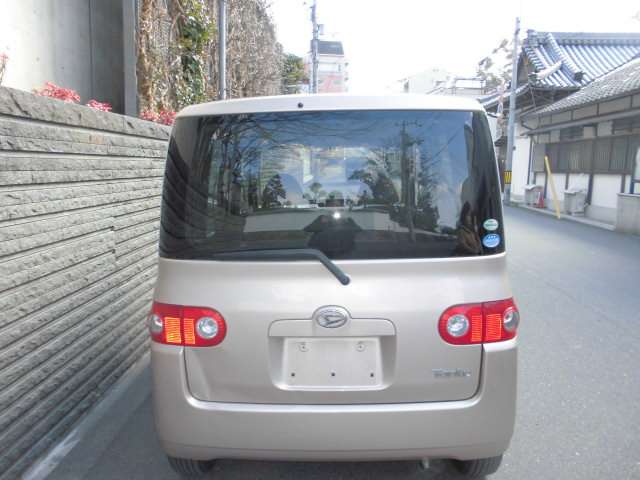 2005 Daihatsu Tanto – thumbnail 4