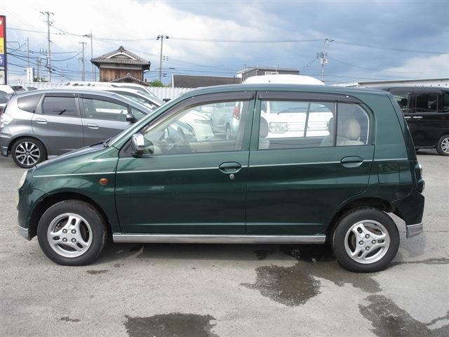 2001 Mitsubishi Minica – thumbnail 4