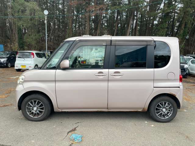 2009 Daihatsu Tanto – thumbnail 4
