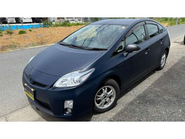 2010 Toyota Prius – thumbnail 3