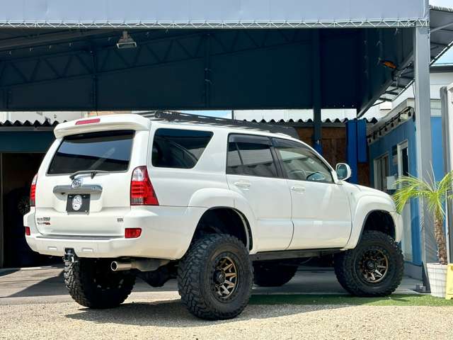 2008 Toyota Hilux Surf – thumbnail 4