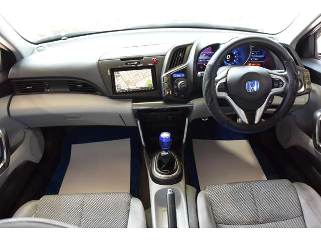 2010 Honda CR-Z – thumbnail 2