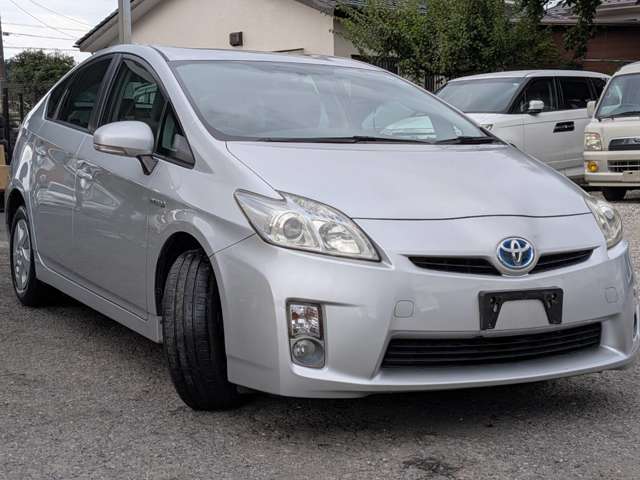 2010 Toyota Prius – thumbnail 3