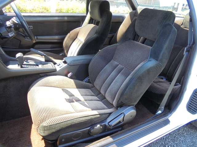 1987 Toyota Soarer – thumbnail 2