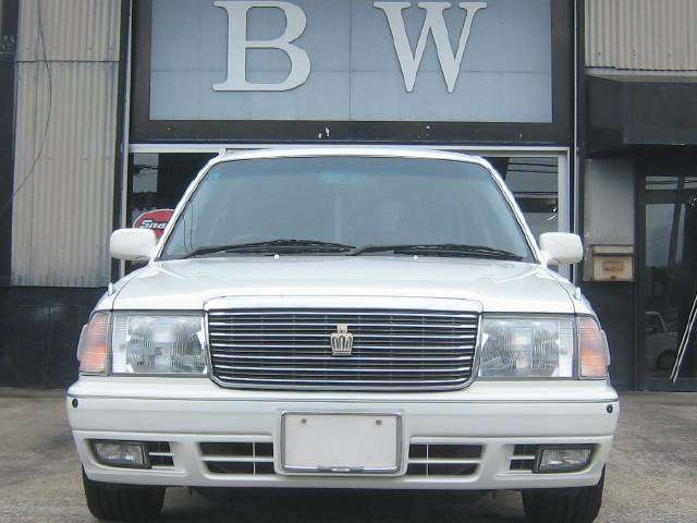 2004 Toyota Crown Sedan – thumbnail 2