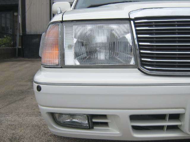 2004 Toyota Crown Sedan – thumbnail 4