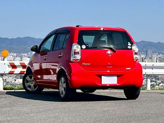 2011 Toyota Passo – thumbnail 4