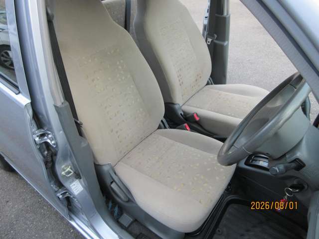 2010 Mitsubishi Minica – thumbnail 4