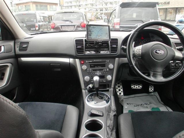 2008 Subaru Legacy Touring Wagon – thumbnail 2