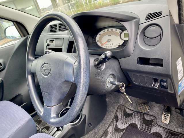 2010 Subaru Pleo – thumbnail 2