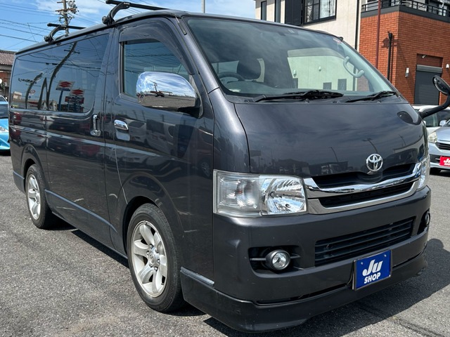 2009 Toyota Hiace