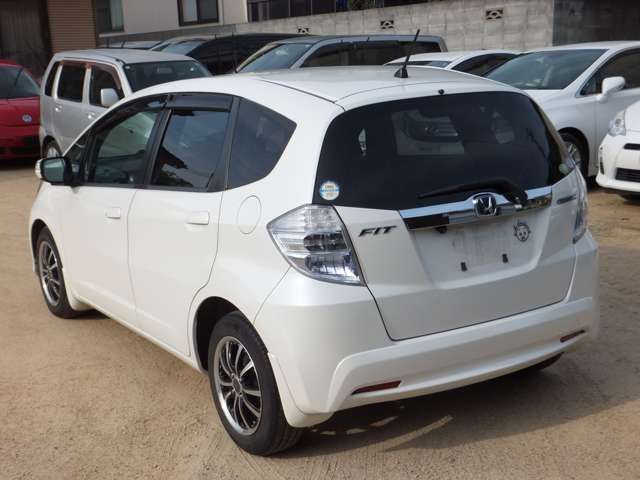 2010 Honda Fit Hybrid – thumbnail 3