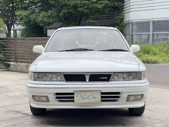 1990 Mitsubishi Galant – thumbnail 4