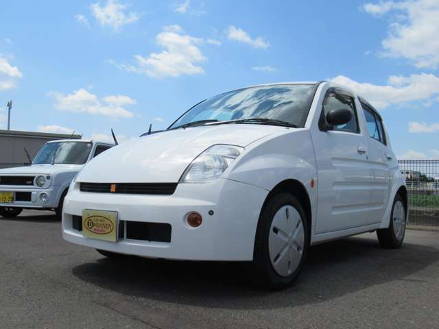 2000 Toyota WiLL – thumbnail 2