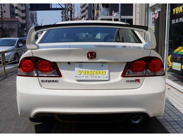 2010 Honda Civic Type R – thumbnail 3