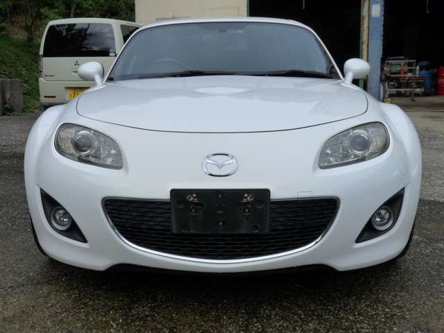 2009 Mazda Roadster – thumbnail 2
